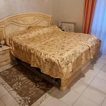 Lara House דירה *